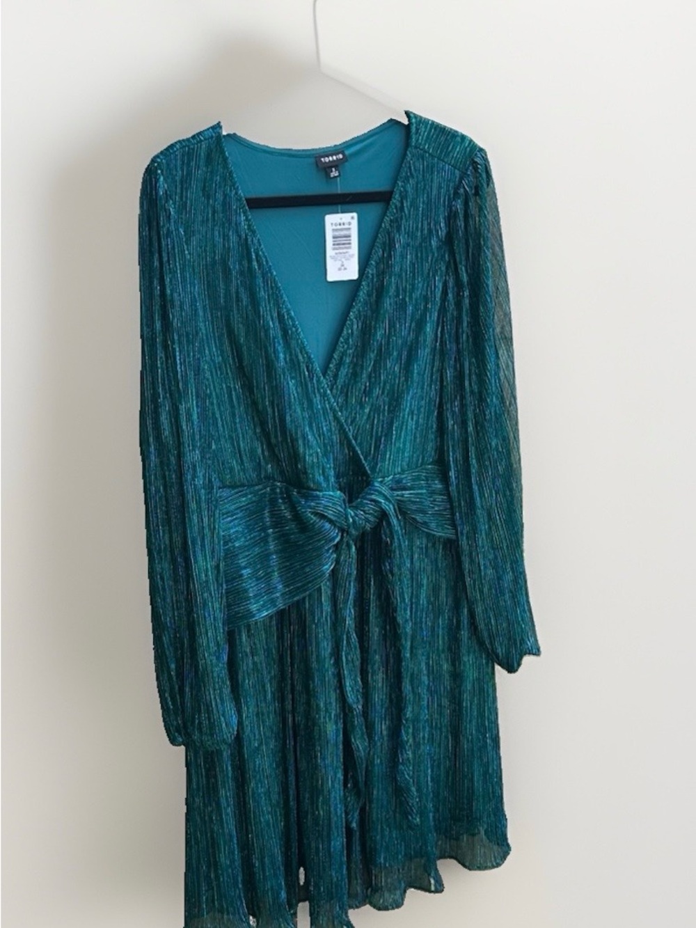 Torrid Emerald Silver Glitter Plisse Wrap Mini Dress Plus Size 3 3X 22-24 New - Picture 2 of 7